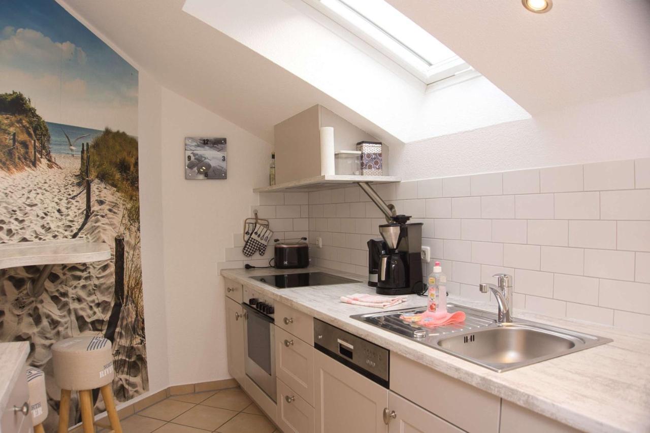 Balkon Mit Traumhaften Meerblick, Gratis Nutzung Vom Ahoi Erlebnisbad Und Sauna In Sellin Duenenhaus Fewo05 Goehren  Ngoại thất bức ảnh