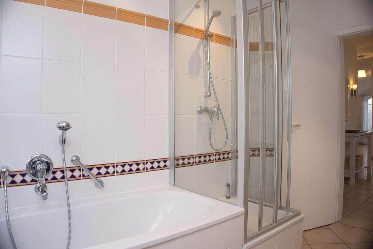 Balkon Mit Traumhaften Meerblick, Gratis Nutzung Vom Ahoi Erlebnisbad Und Sauna In Sellin Duenenhaus Fewo05 Goehren  Ngoại thất bức ảnh